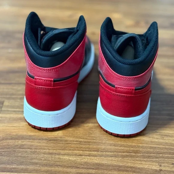 Jordan Sneakers in Red and Black - Picture 3 of 7